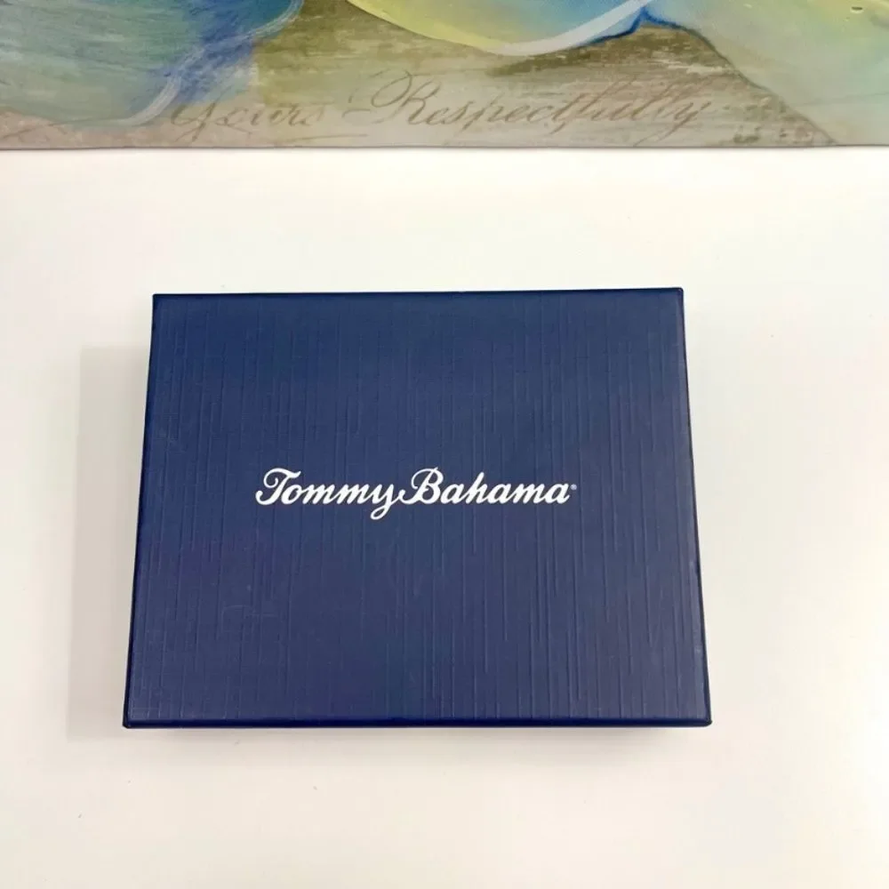 Tommy Bahama Mens Tan Leather Geometric Embossed BiFold Wallet With Box